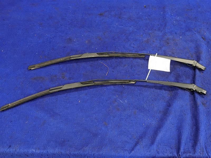 2009-2014 Ford F150  Pickup Truck Windshield Wiper Arm Pair Linkage Left Right - The Parts Farm