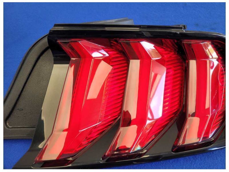 2018-2023 Ford Mustang GT S550 Passenger Rear Tail Light Brake Lamp 2543 - The Parts Farm