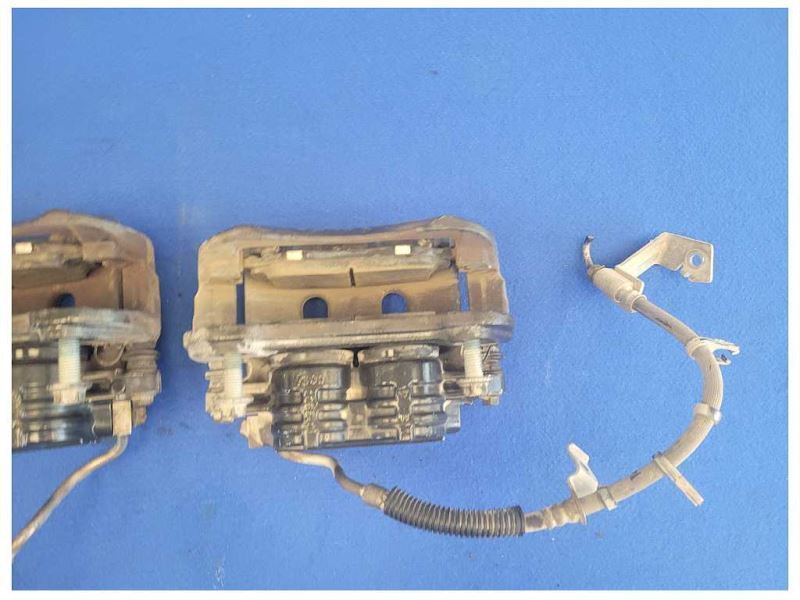 2005-2010 Ford Mustang GT 4.6L Pair Caliper Brake Front Pads Base 2583 - The Parts Farm