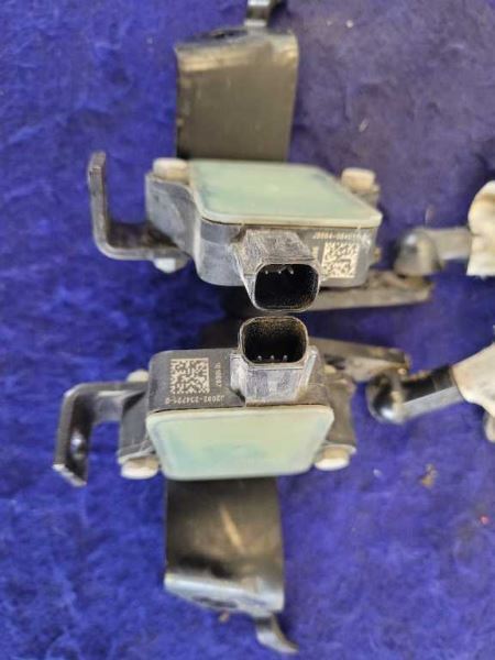 2020-2022 Ford Mustang Shelby GT500 Pair Rear Ride Height Sensors RH LH 2044