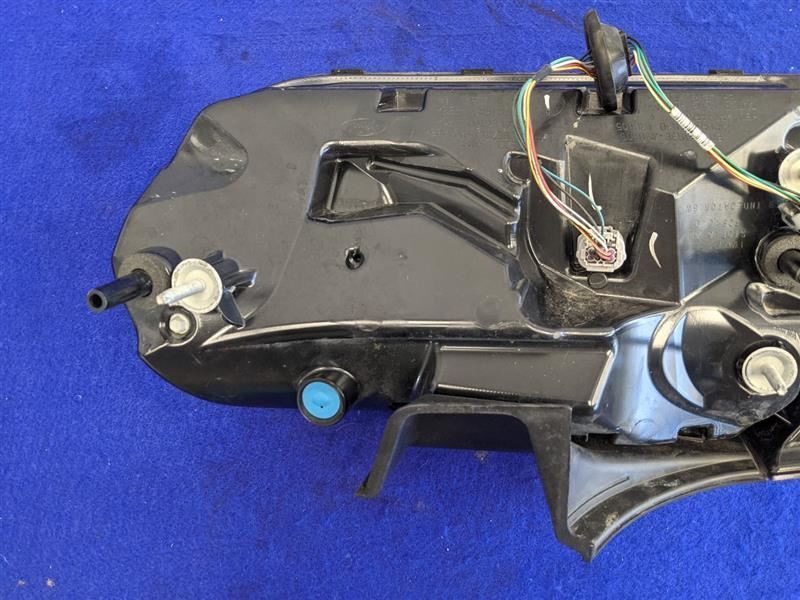 2018-2023 Ford Mustang GT S550 Driver Left LH Tail Light Lamp Brake Lens OEM - The Parts Farm