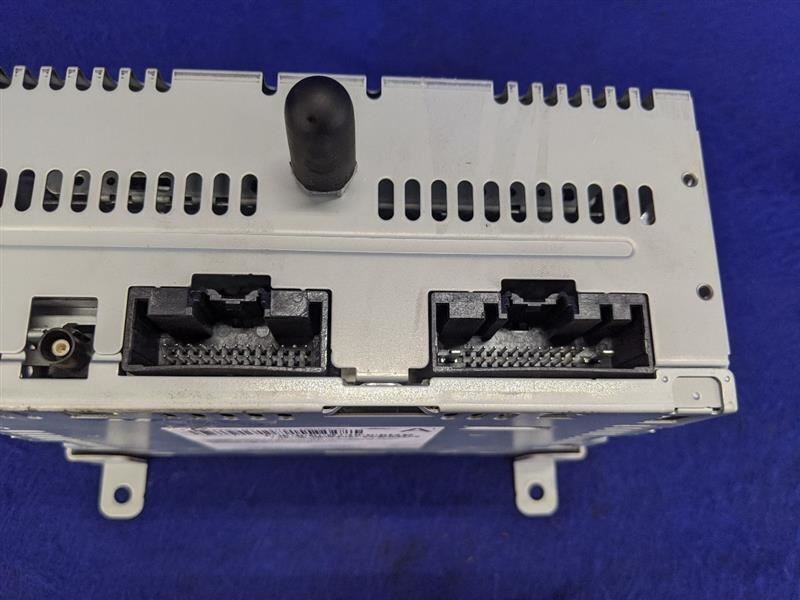 2015-2016 Ford Mustang GT S550 Audio Radio Receiver Am-fm-cd Single Disc - The Parts Farm