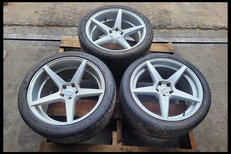 2015-2021 Ford Mustang GT S550 3 Wheels Velgen 20x9 20x10.5 Silver Spoke Rash - The Parts Farm