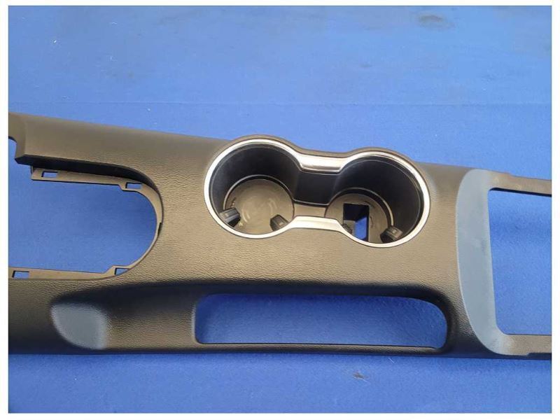 2015-2017 Ford Mustang GT S550 Console Finish Panel Cover Trim A/T Cup 2610 - The Parts Farm