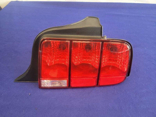 2005-2009 Ford Mustang GT GT500 Passenger RH Taillight Rear Lamp Brake 2410 - The Parts Farm