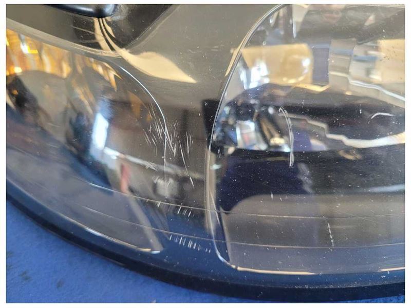 1999-2004 Ford Mustang GT Passenger RH Front Headlight Lamp Light 2589 - The Parts Farm