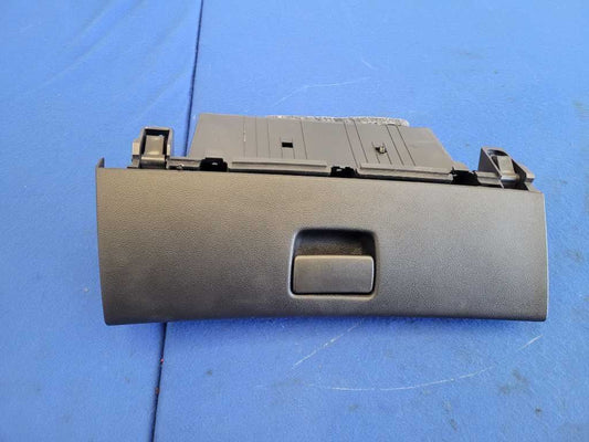 2014-2017 Chevrolet SS 6.2L Sedan Glove Box Passenger Dash Right 2602 - The Parts Farm