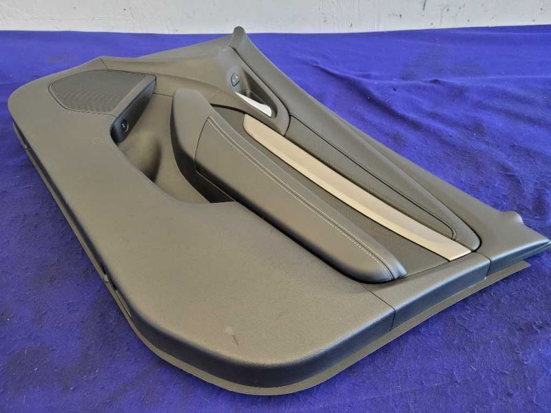 2014-2017 Chevrolet Caprice 6.0L Sedan Passenger Right Front Door Panel Base - The Parts Farm