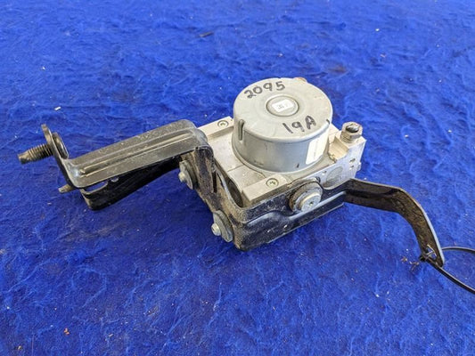 2018-2022 Ford Mustang GT S550 ABS Module Anti-Lock Pump Brake 2095 - The Parts Farm