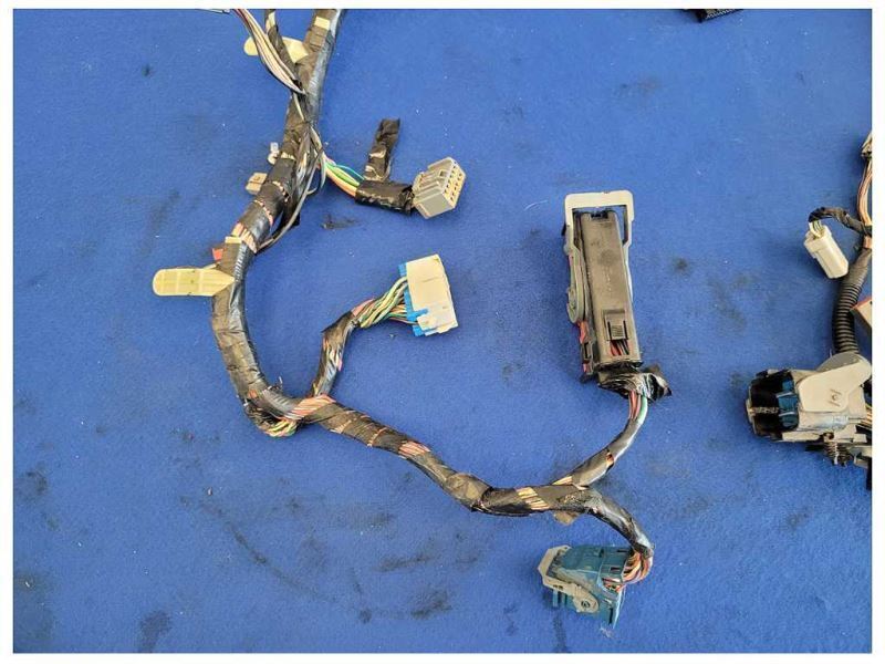 2005 Ford Mustang GT 4.6L A/T Coupe Dash Harness Plug Wire Dashboard 2585 - The Parts Farm