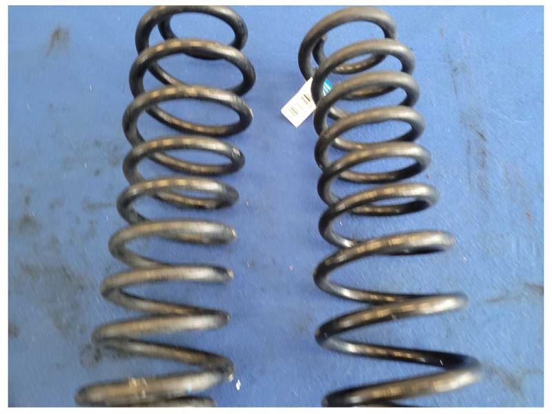 2005-2009 Ford Mustang GT 4.6L Coupe Rear Coil Springs OEM Factory 2585 - The Parts Farm
