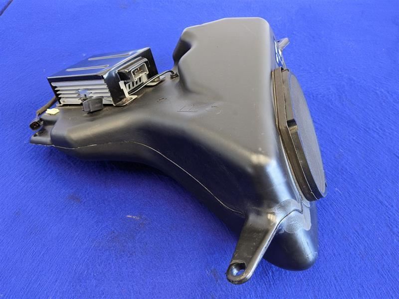2002-2005 Ford Thunderbird 3.9L Passenger Side Speaker Convertible OEM Factory - The Parts Farm