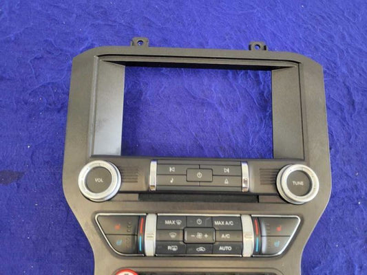 2015-2017 Ford Mustang GT S550 Info-GPS-TV Screen Front Display Center Dash 2387