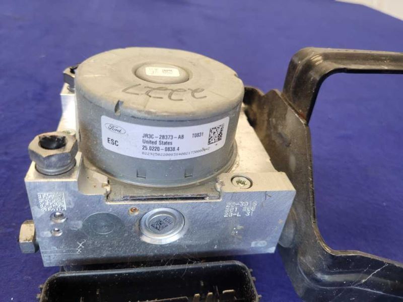 2018-2023 Ford Mustang GT S550 ABS Anti-Lock Brake Module Caliper M/T 2115 - The Parts Farm