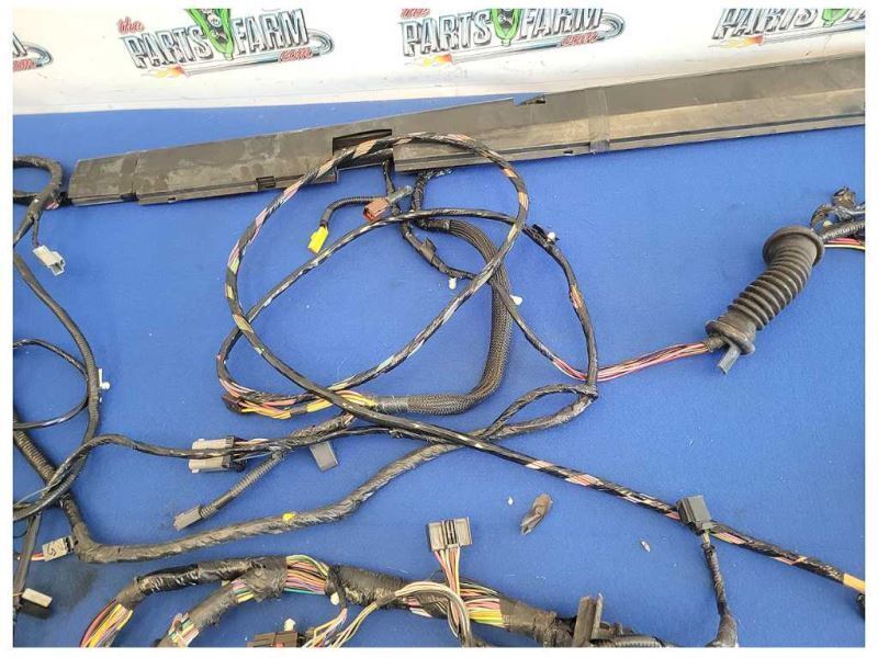 2003-2004 Mercury Marauder 4.6L 4v Body Harness Wire Plug *Broken* 2522 - The Parts Farm