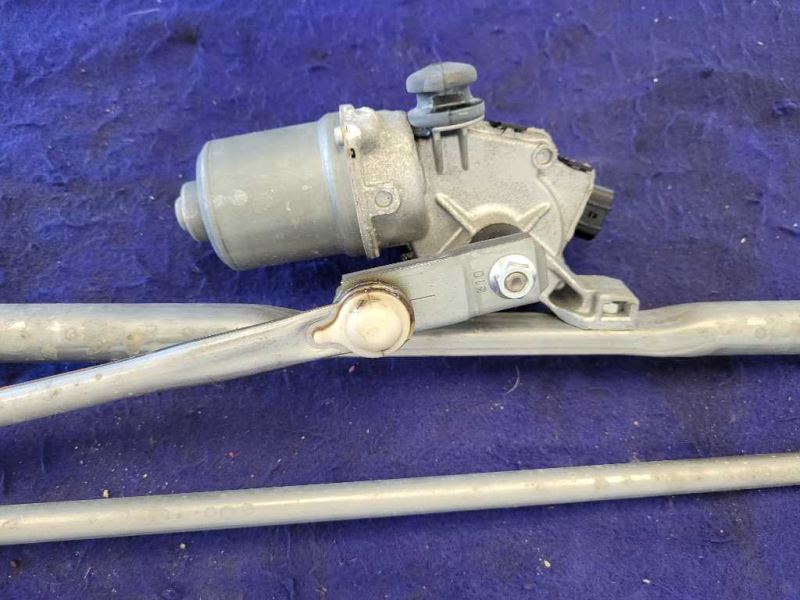 2016-2019 Chevrolet Camaro SS Windshield Wiper Motor Arm Linkage Front Cowl - The Parts Farm