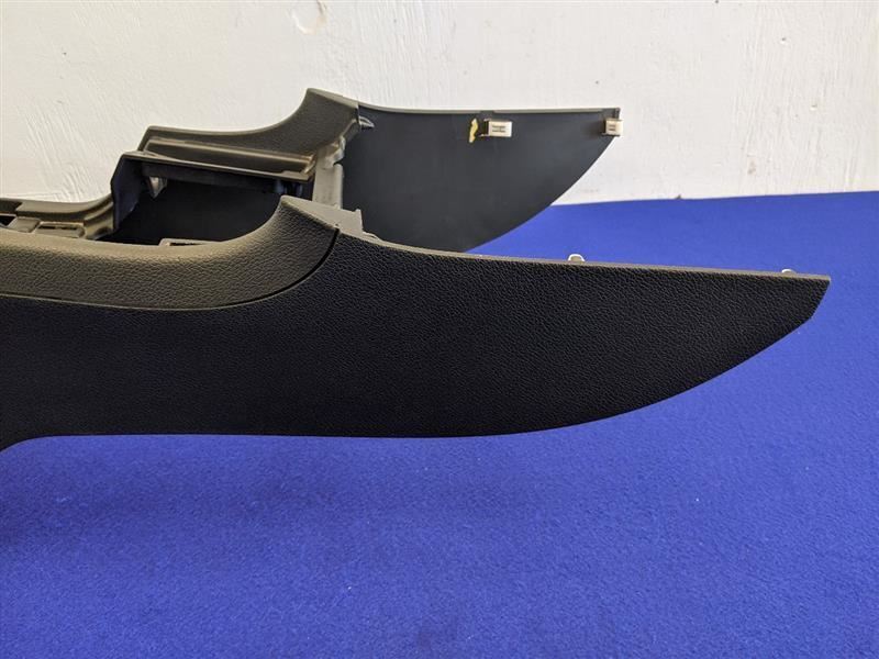 2011-2014 Ford Mustang GT 5.0 Center Console Ambient Interior Lighting Floor OEM - The Parts Farm