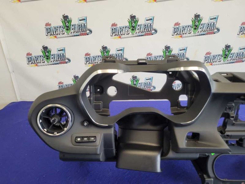 2016-2020 Chevrolet Camaro SS 6.2L LT1 Dashboard Panel Head-up Display 2434 - The Parts Farm