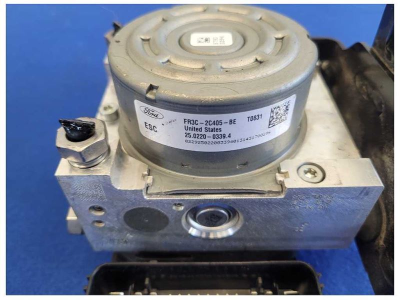 2015-2017 Ford Mustang GT S550 Coupe ABS Anti-Lock Brakes Module 2559 - The Parts Farm