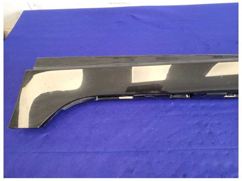 2014-2015 Chevrolet SS Sedan 6.2L Driver Lower Rocker Panel Molding Black 2350 - The Parts Farm