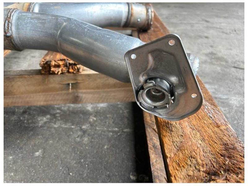 2016-2021 Chevrolet Camaro SS Exhaust Center Resonator Mid Pipe OEM 1213 - The Parts Farm