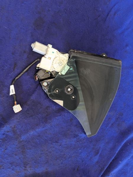 2015-2018 Ford Mustang GT Convertible Back Rear Driver LH Quarter Glass Window - The Parts Farm