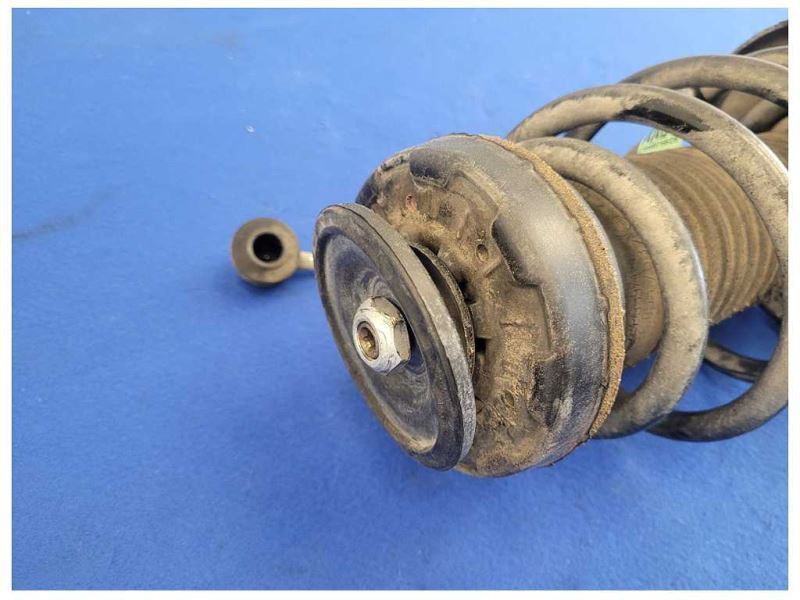 2010-2015 Chevrolet Camaro SS Passenger Front Strut Spring Suspension 2525 - The Parts Farm