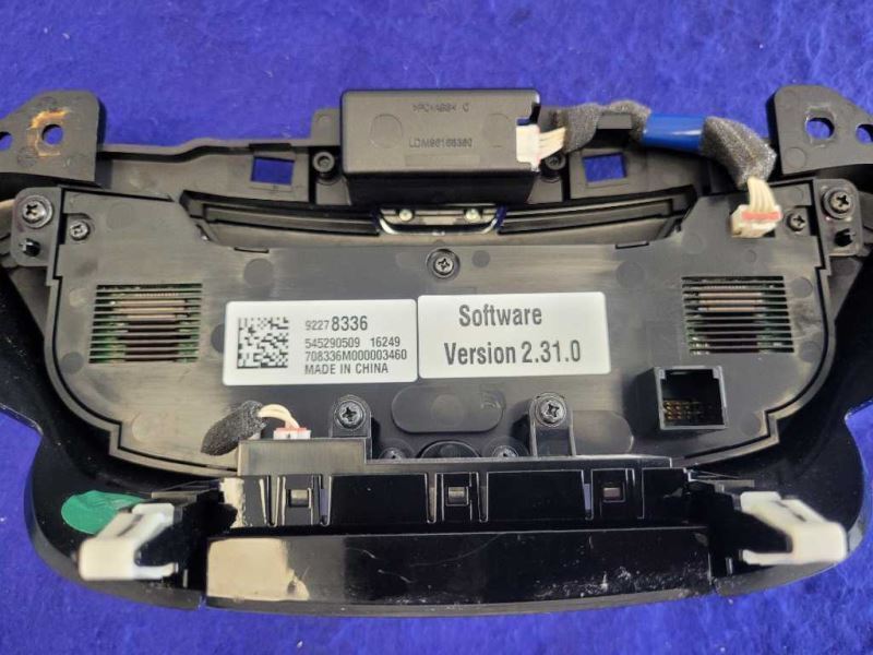 2016-2017 Chevrolet SS 6.2L Sedan HVAC Temperature Control 92278336 Front 2372 - The Parts Farm