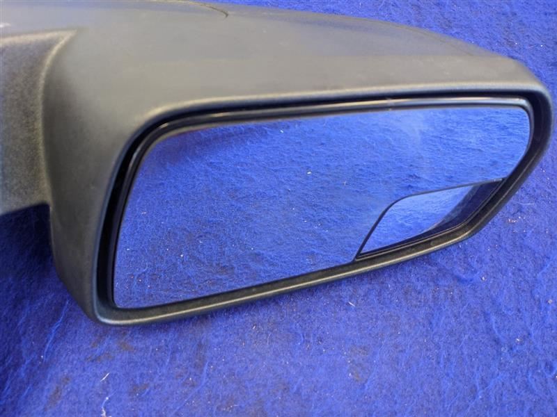2013-2014 Ford Mustang GT Driver Left Rear View Mirror Spotter Glass Paint UJ - The Parts Farm