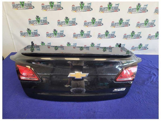 2014-2017 Chevrolet SS 6.2L Sedan Trunk Deck Lid Rear Back Emblem Black 2372 - The Parts Farm