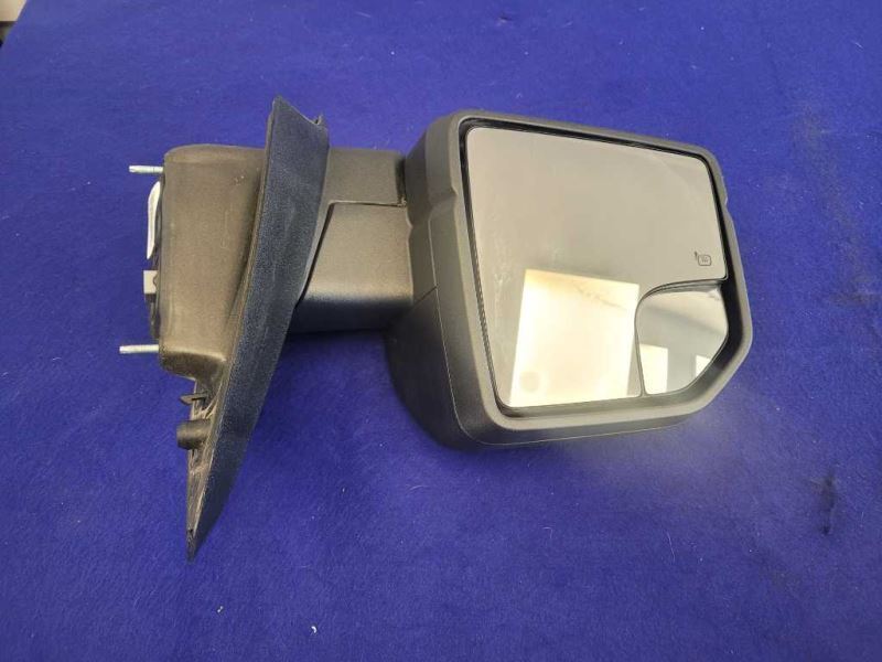 2015-2018 Ford F150 Pickup Truck Driver Rear View Mirror Thru 02/25/18 2314 - The Parts Farm