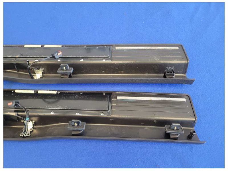 2011-2014 Ford Mustang GT Pair Door Sill Scuff Plates Lighted *Broke Tab* 2606 - The Parts Farm