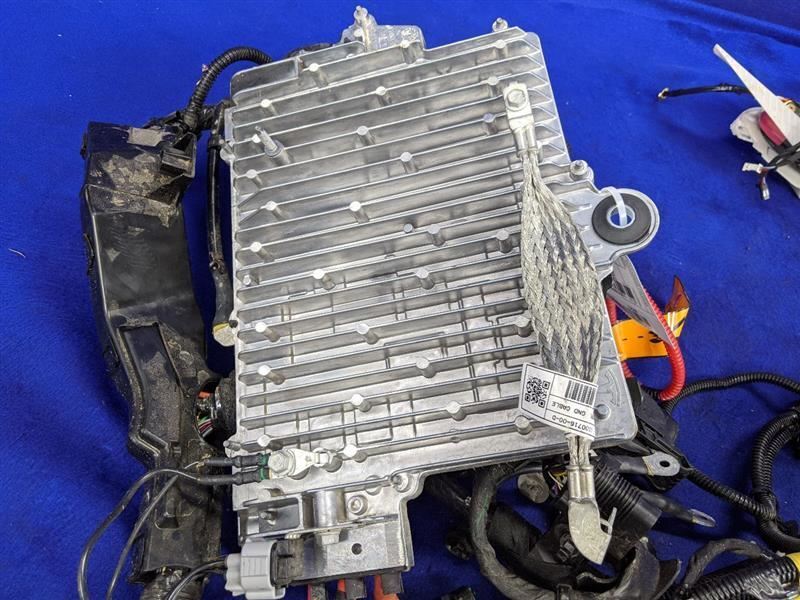 2017 2018 2019 2020 Tesla Model 3 Front Electrical Control Module 1112485-00-a - The Parts Farm