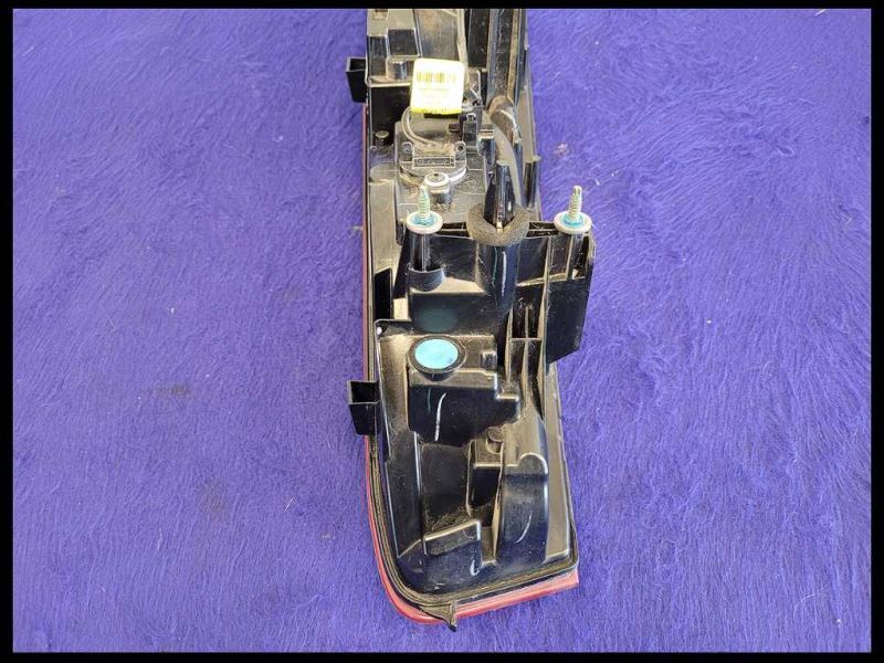 2016-2018 Chevrolet Camaro SS Driver Left LH Tail Light Lamp Lens Brake OEM - The Parts Farm