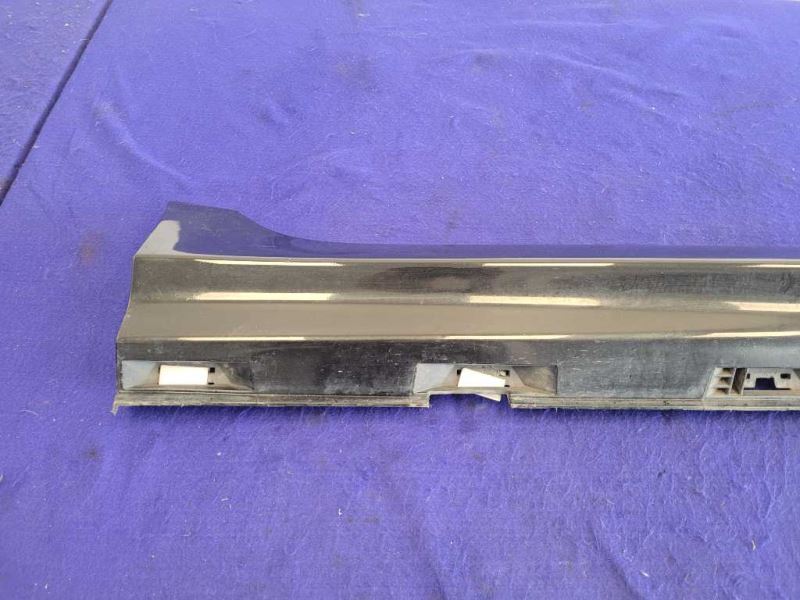 2014-2017 Chevrolet SS 6.2L Sedan Passenger Right Rocker Panel Molding Black - The Parts Farm