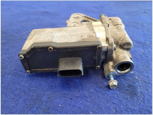 2018 Ford Mustang Shelby GT350 5.2L Rear Differential Cooler Pump IRS 2863