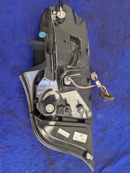2018-2023 Ford Mustang GT S550 Driver Left LH Taillight Lamp Brake Lens OEM - The Parts Farm