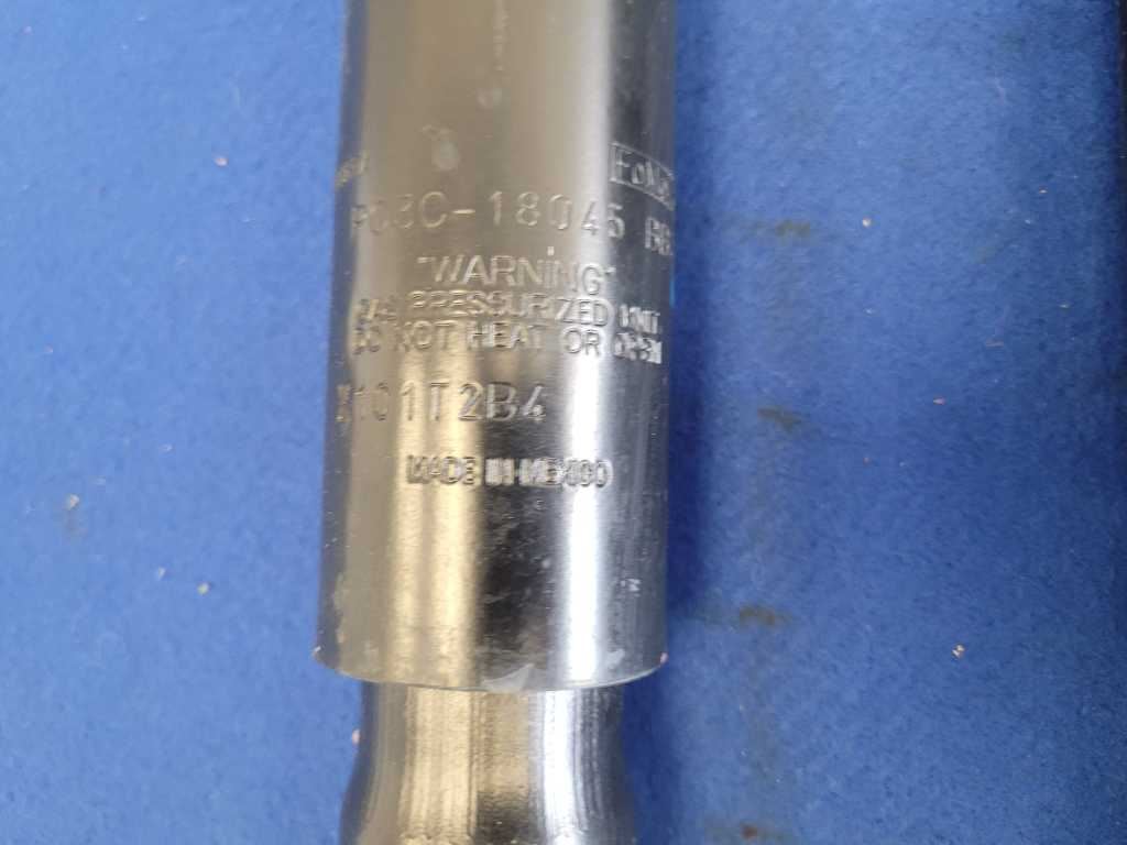 2023 Ford F250 F-250 Super Duty Truck 4x4 Pair Front Shocks Suspension 2558 - The Parts Farm