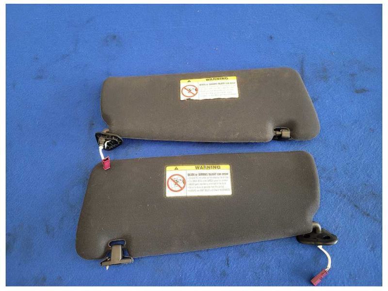 2001-2006 BMW M3 Coupe Pair Sun Visors Shade Mirror 1953 - The Parts Farm