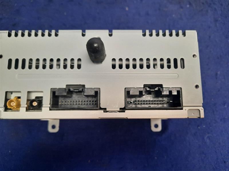 2015-2017 Ford Mustang GT EcoBoost Sync 2 W/O Navigation Radio 8 Inch Receiver - The Parts Farm