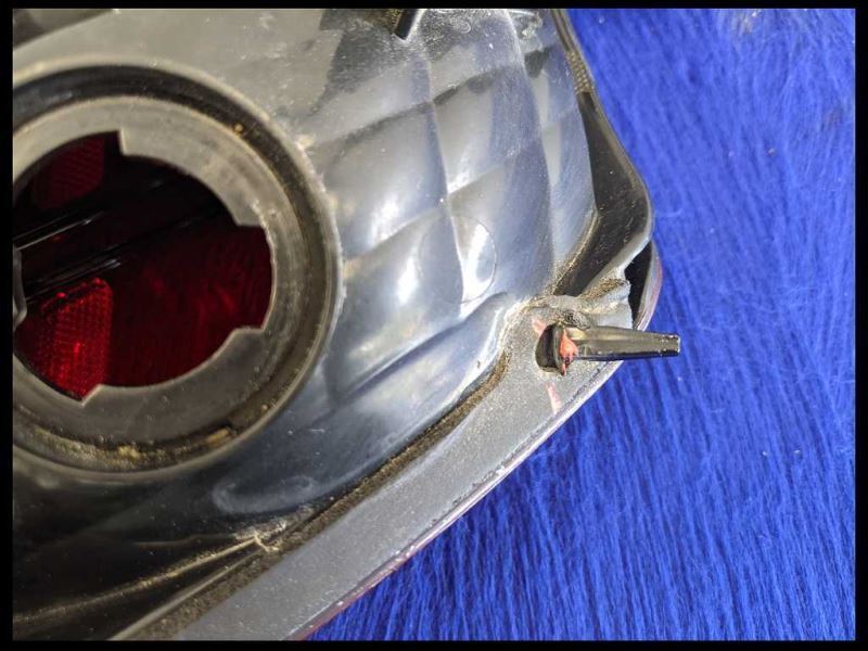 1999-2004 Ford Mustang GT Cobra Passenger Driver Right Left Tail Light OEM - The Parts Farm