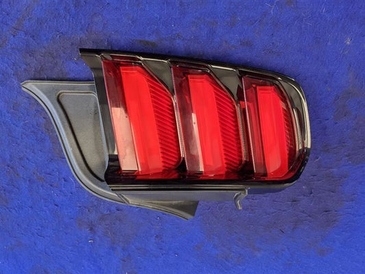 2015-2017 Ford Mustang GT S550 Driver Left LH Taillight Lamp Brake Lens OEM - The Parts Farm