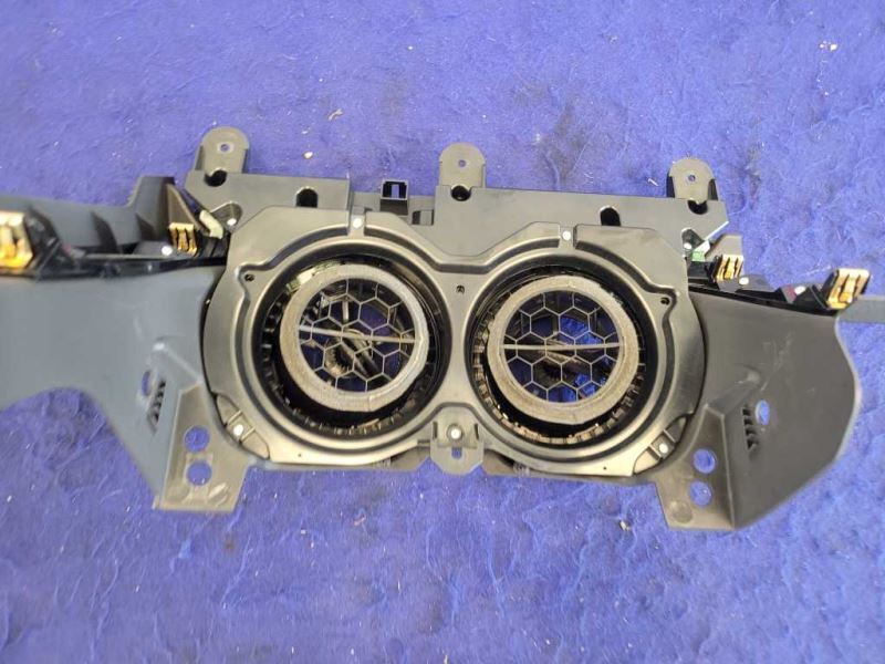 2018-2020 Chevrolet Camaro SS 6.2L Temperature Control Dual Zone CJ2 HVAC 2434 - The Parts Farm