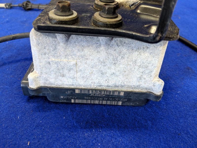 2003-2004 Ford Mustang Cobra SVT DOHC 4.6L Cruise Control Servo Module OEM - The Parts Farm