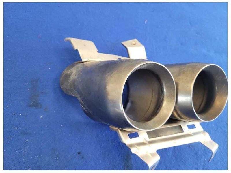 2015-2020 Ford Mustang Shelby GT350 5.2L Passenger Rear Exhaust Tip Dual 2428 - The Parts Farm