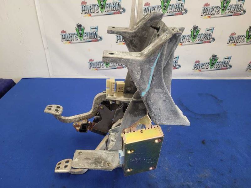 1999-2004 Chevrolet Corvette Z06 FRC C5 Pedal Cage Box Manual Box 2066 - The Parts Farm