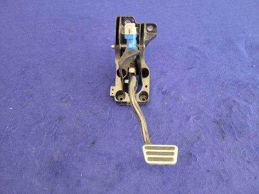 2015-2017 Ford Mustang GT S550 Automatic Pedal Box Brake Pad Assembly 2408 - The Parts Farm