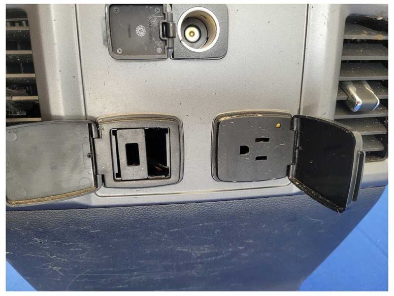 2018-2020 Ford F150 Pickup Truck Center Console Floor Shifter Black Lid 2552 - The Parts Farm