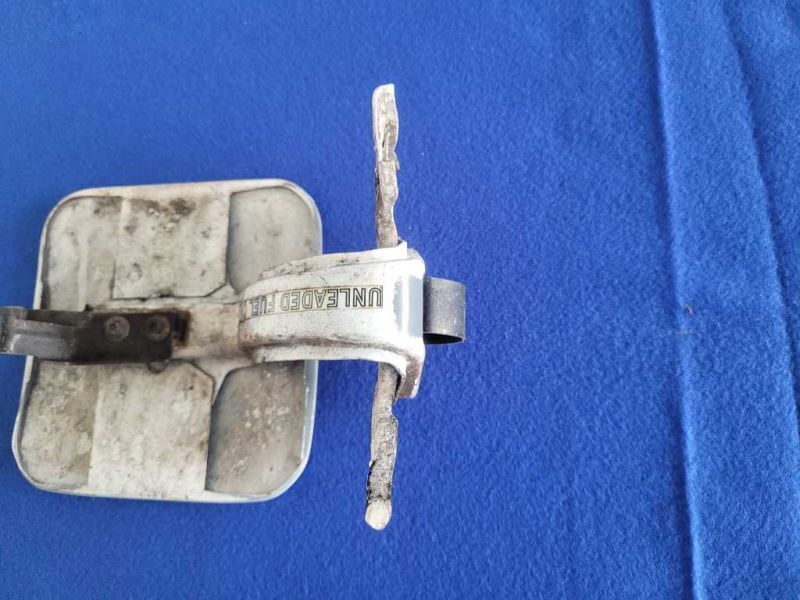 1987-1993 Ford Mustang GT 5.0L Convertible Gas Fuel Door Cap Paint White 2298 - The Parts Farm