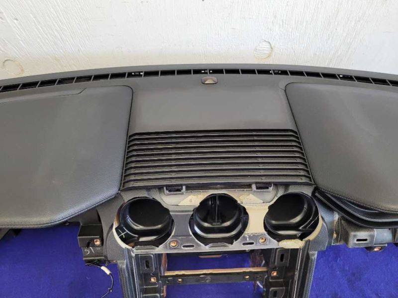 2015-2017 Ford mustang GT S550 Dash Panel Board No Gauge Pack Vent Bezel Trim - The Parts Farm